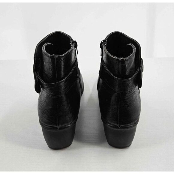 Easy Street Wynne Comfort Wave Bootie Inside Zip Rushed Vamp Studded Strap Sz 10 - Picture 4 of 8